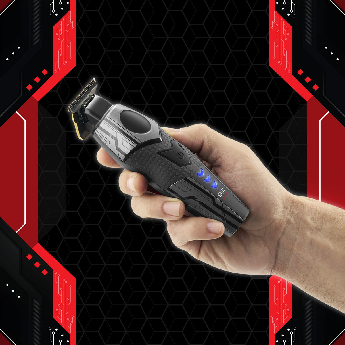 StyleCraft × 3Versince trimmer held in hand
